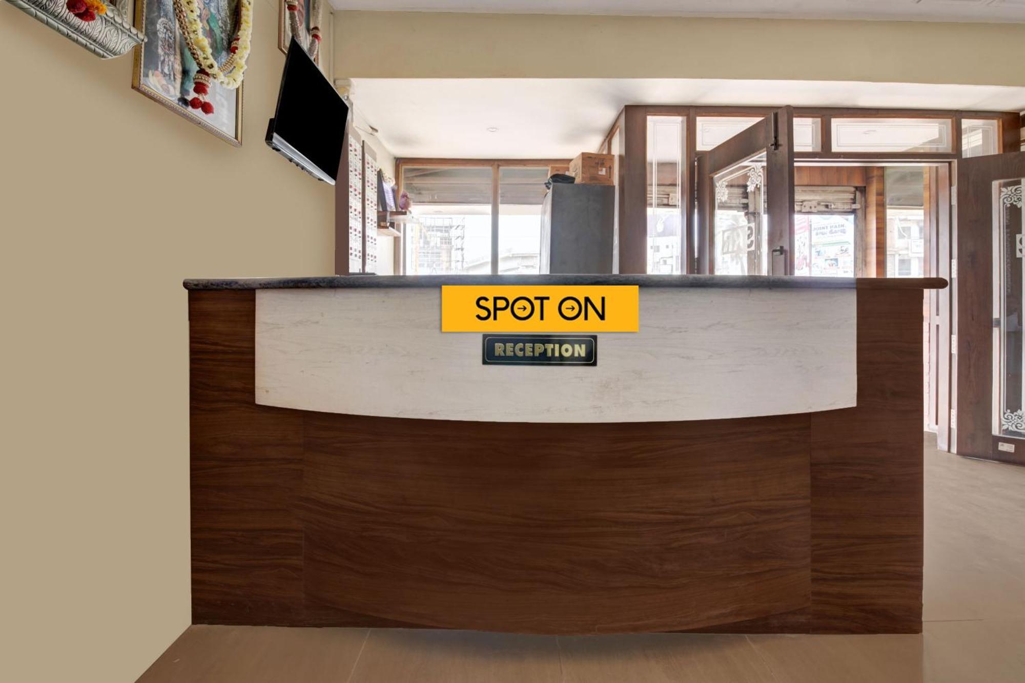 ホテル Spot On Shree Ram Residency フブリ エクステリア 写真